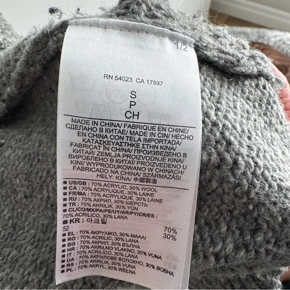 Banana Republic Gray Women's Cardigan - Picture 4 of 4